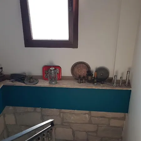 Urla - Tas Dag Evi * İzmir